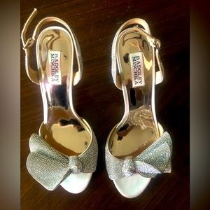 Badgley Mischka Women's Rennie Heeled Sandal Nude Size 8